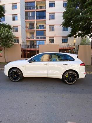 PORSCHE CAYENNE 3.0 S V6 HÍBRIDO 4P TIPTRONIC